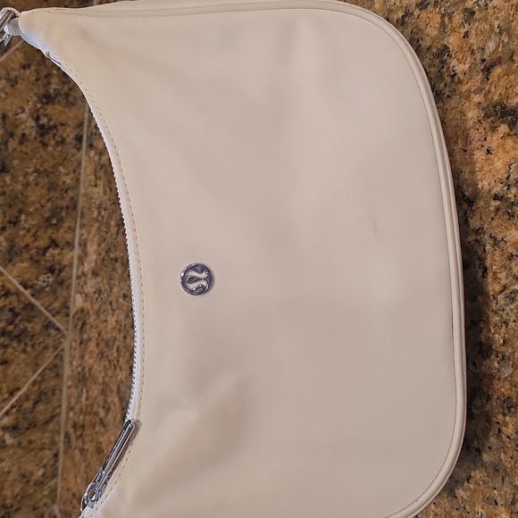 Lululemon Shoulder Bag - Picture 9 of 12